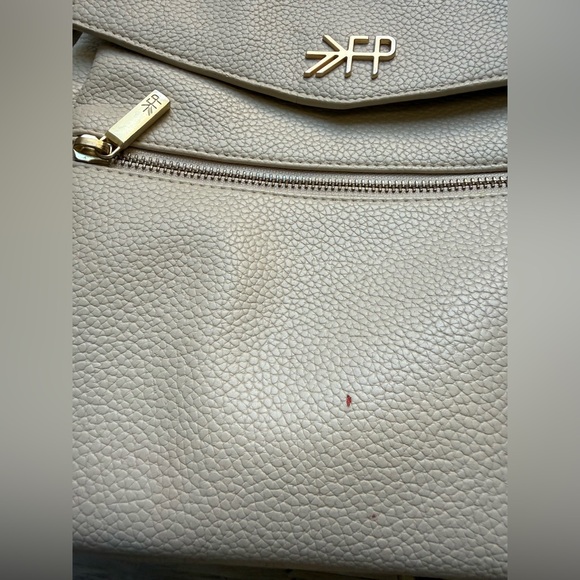 Freshly Picked Mini Classic Cream Diaper Bag - Picture 2 of 16